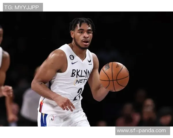 库明加回应续约争议称现场球迷与网络评论者看法截然不同