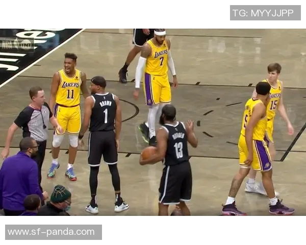 富保罗质疑里夫斯替补位置夸梅怒斥其经纪人应采取行动